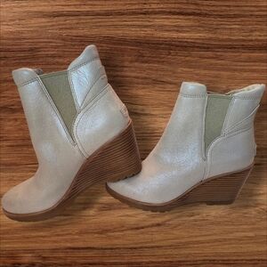 SOREL After Hours Wedge By Columbia Sample Never Worn W 7/38